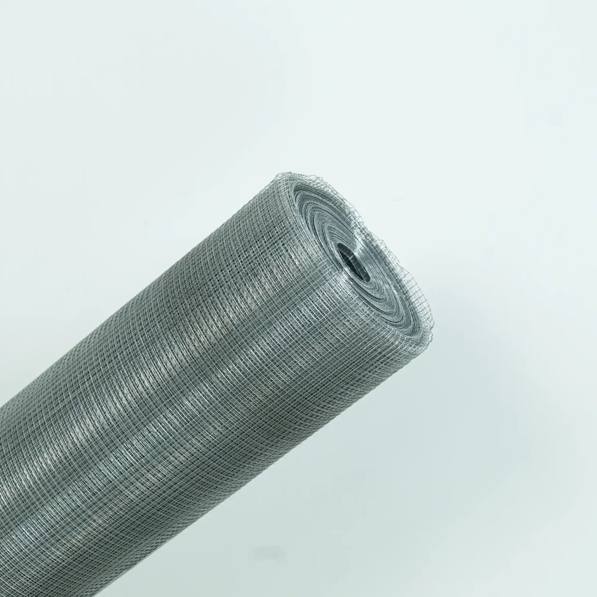 Сетка сварная оцинкованная 6х6х0.45 мм, рулон 0.92х30 м