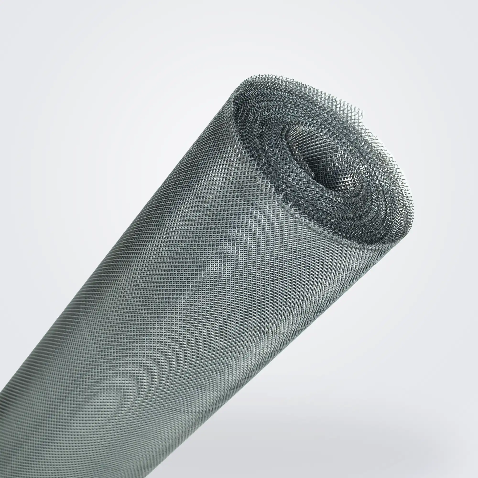 Сетка ЦПВС оцинкованная белая 2.5х3х0.35 мм, рулон 1.0х20 м